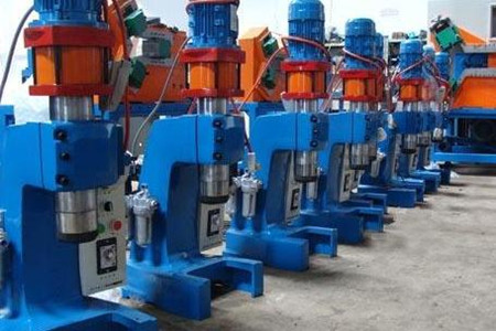 怎樣做好液壓鉚釘機(jī)的清洗工作？