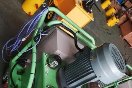 鉚釘機(jī)壓力怎么調(diào)？碩峰廠家來(lái)告訴你！