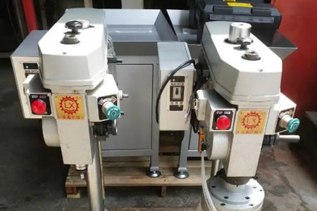 臺(tái)式油壓鉚釘機(jī)的組成、應(yīng)用及特點(diǎn)