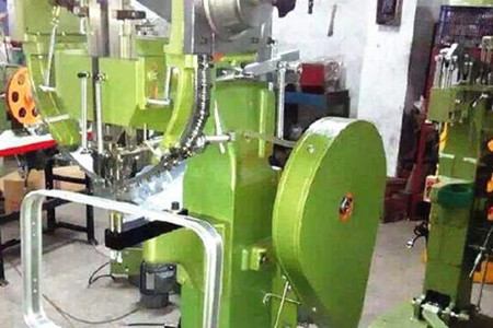 氣動鉚釘機的四大好處，提高鉚接效率！