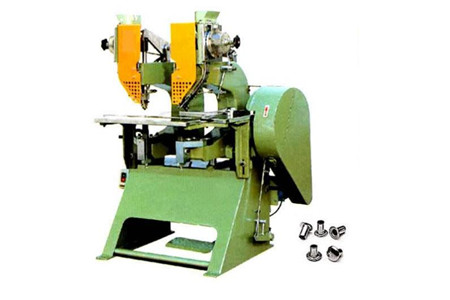 液壓鉚釘機(jī)會(huì)受到哪些環(huán)境因素的影響？